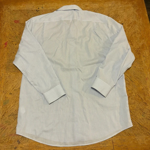 Collection By Michael Strahan Men’s Size Large Blue Striped Button Down Shirt - Picture 2 of 5